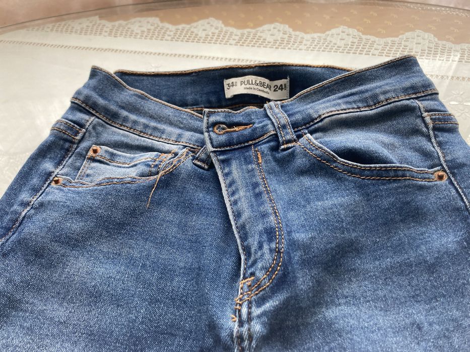 Calças de ganga Pull &Bear como novas