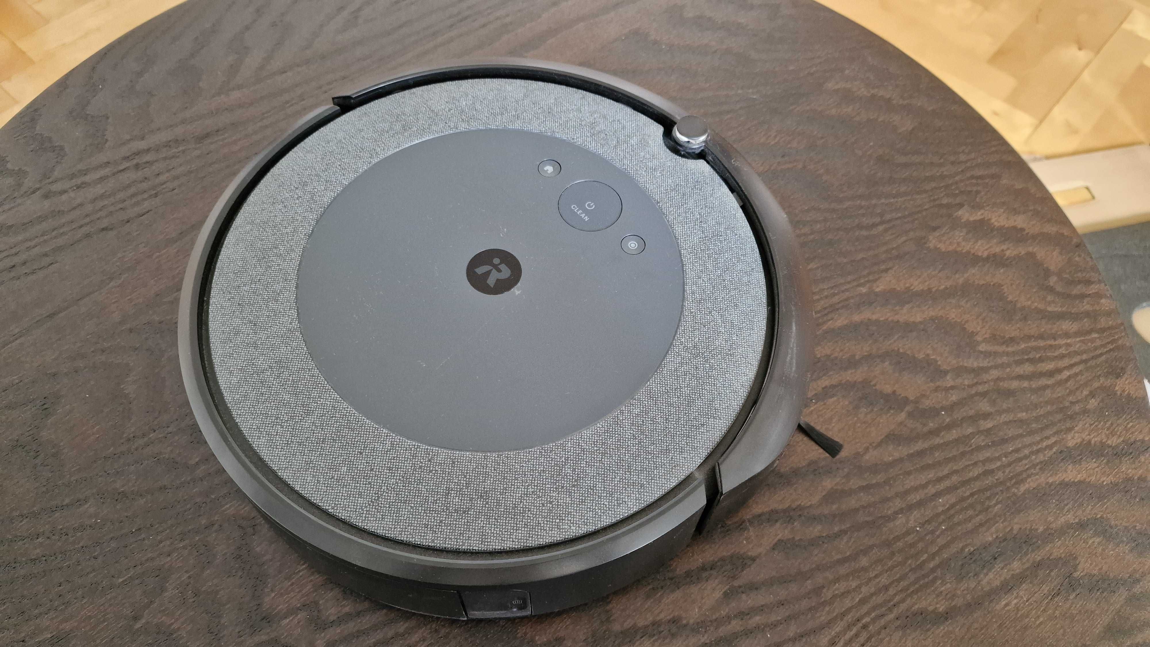 iRobot Roomba i5