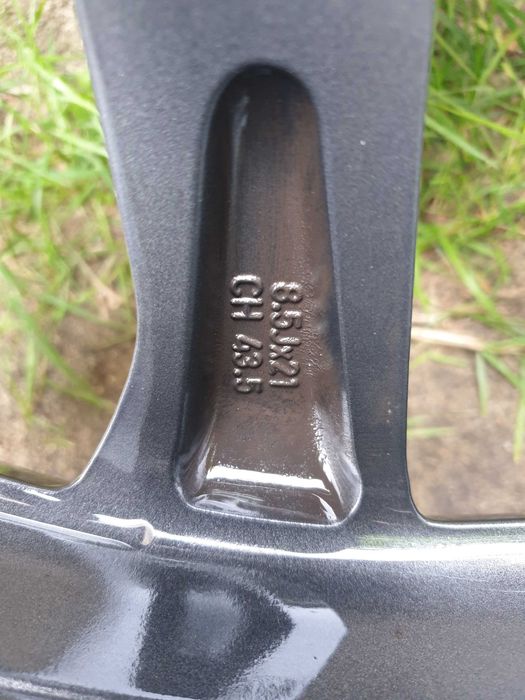 Felgi Range Rover 21 cali Opony Michelin 275/50/R21  M+S 2023 rok