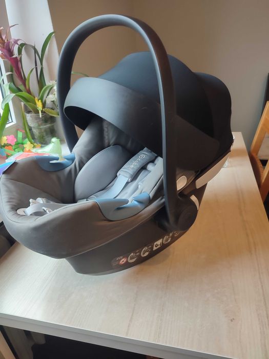 Fotelik samochodowy CYBEX Aton M i-Size