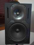 Behringer B2031A Truth