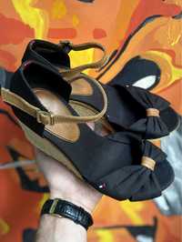 Tommy Hilfiger туфли на платформе 38 размер женские оригинал