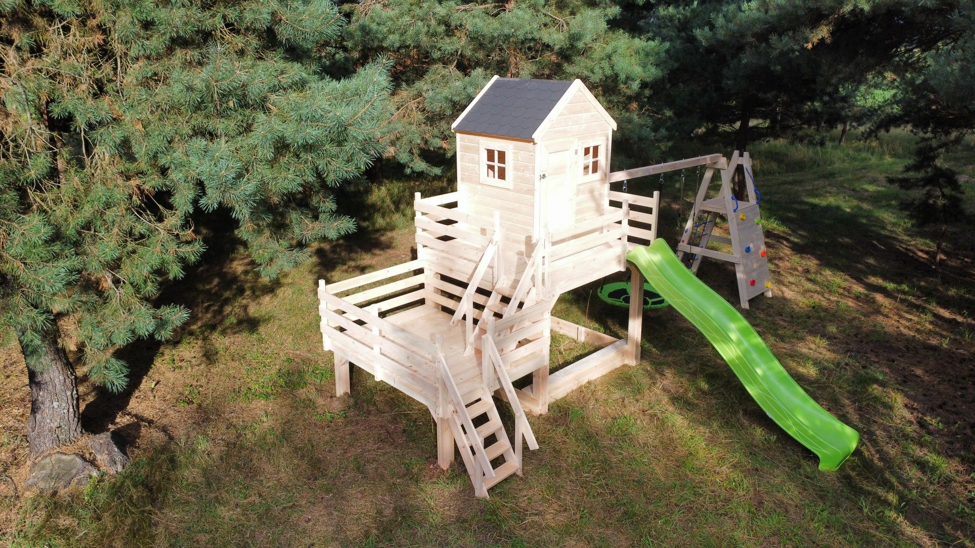 Domek dla dzieci Domek z huśtawkami Domek ze zjeżdżalnią Plac zabaw