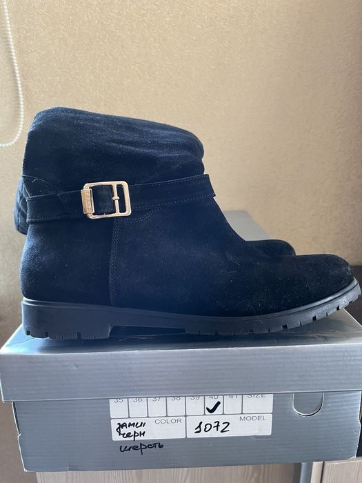 Жіночі зимові черевики