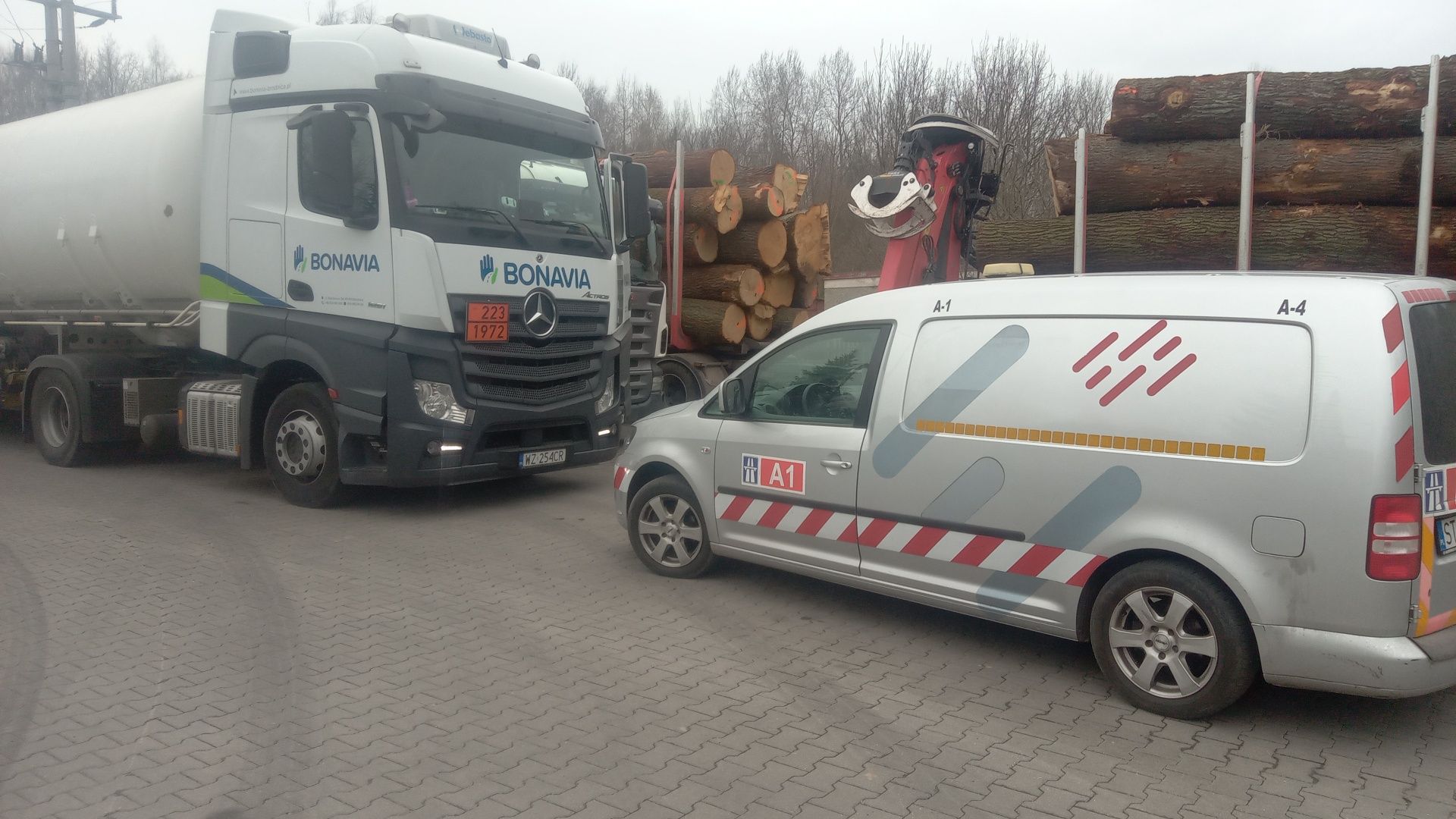 Pomoc Drogowa Holowanie Tir Bus Serwis Mobilny Autostrada A1