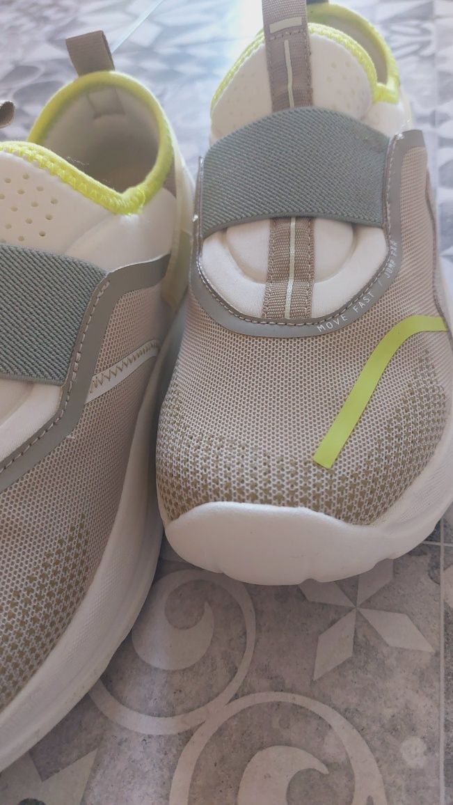 Sprzedam buty chłopięce