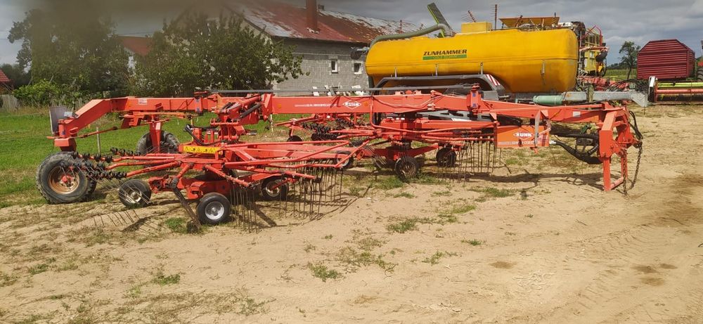 Zgrabiarka Krone KS 6-6.60/20 do środka