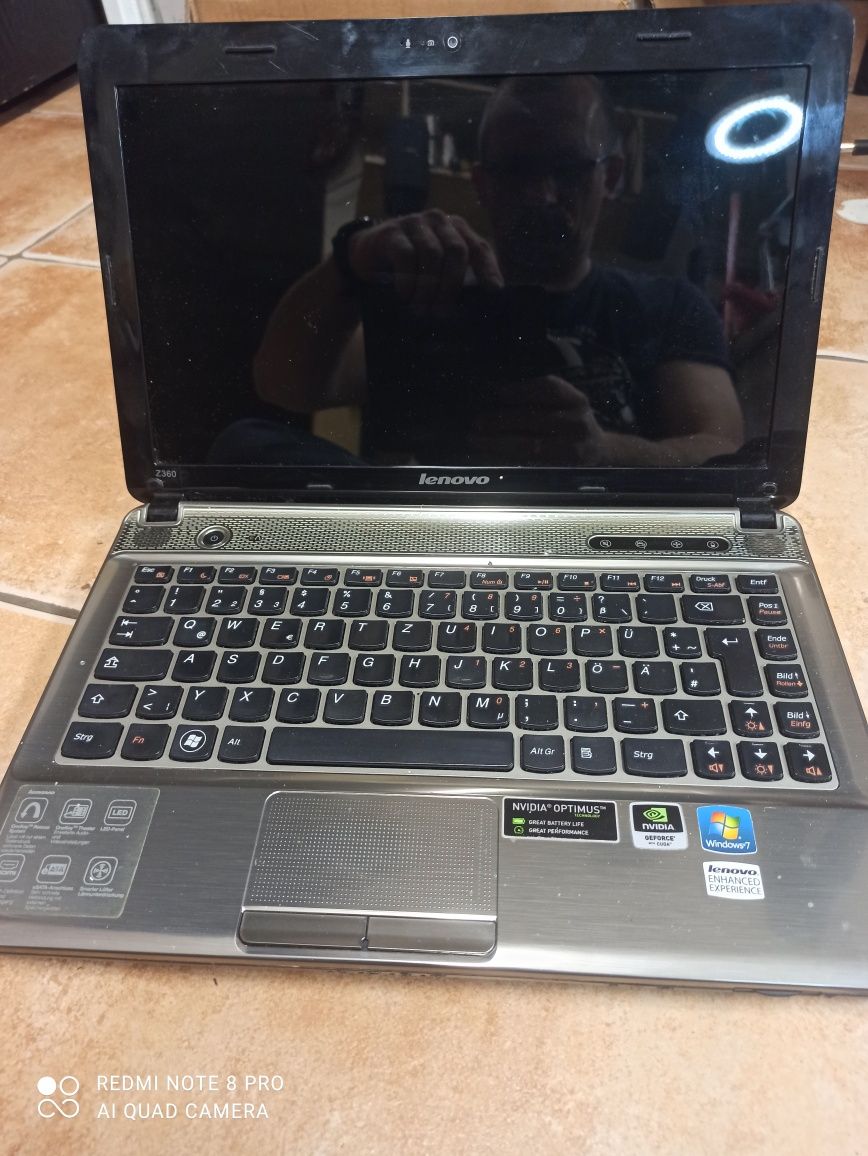 Laptop lenovo z360