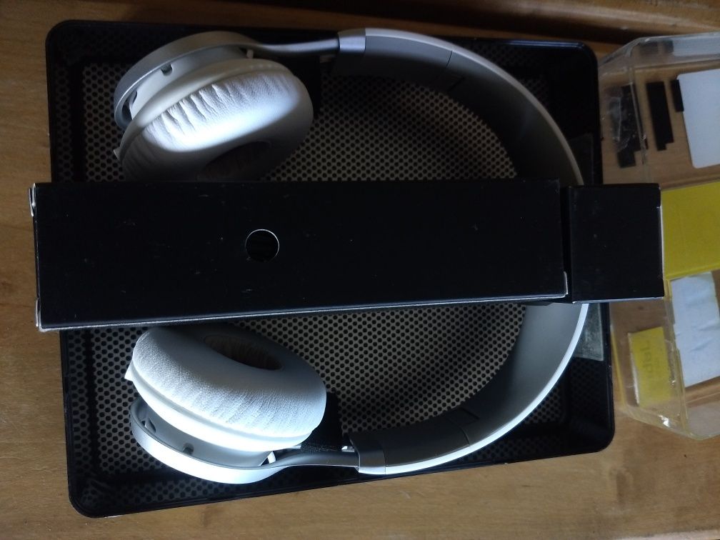 Jabra Revo. Przewodowe. Nowe