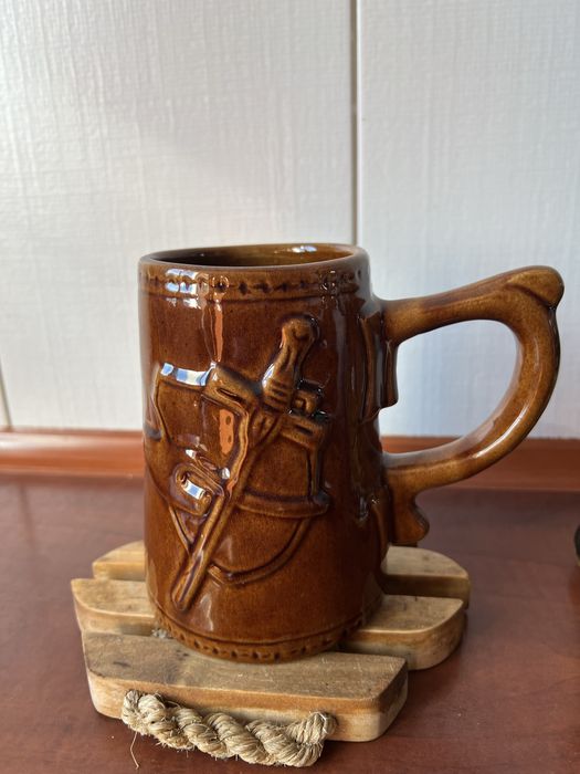 Kufel kolekcjonerski kamionkowy