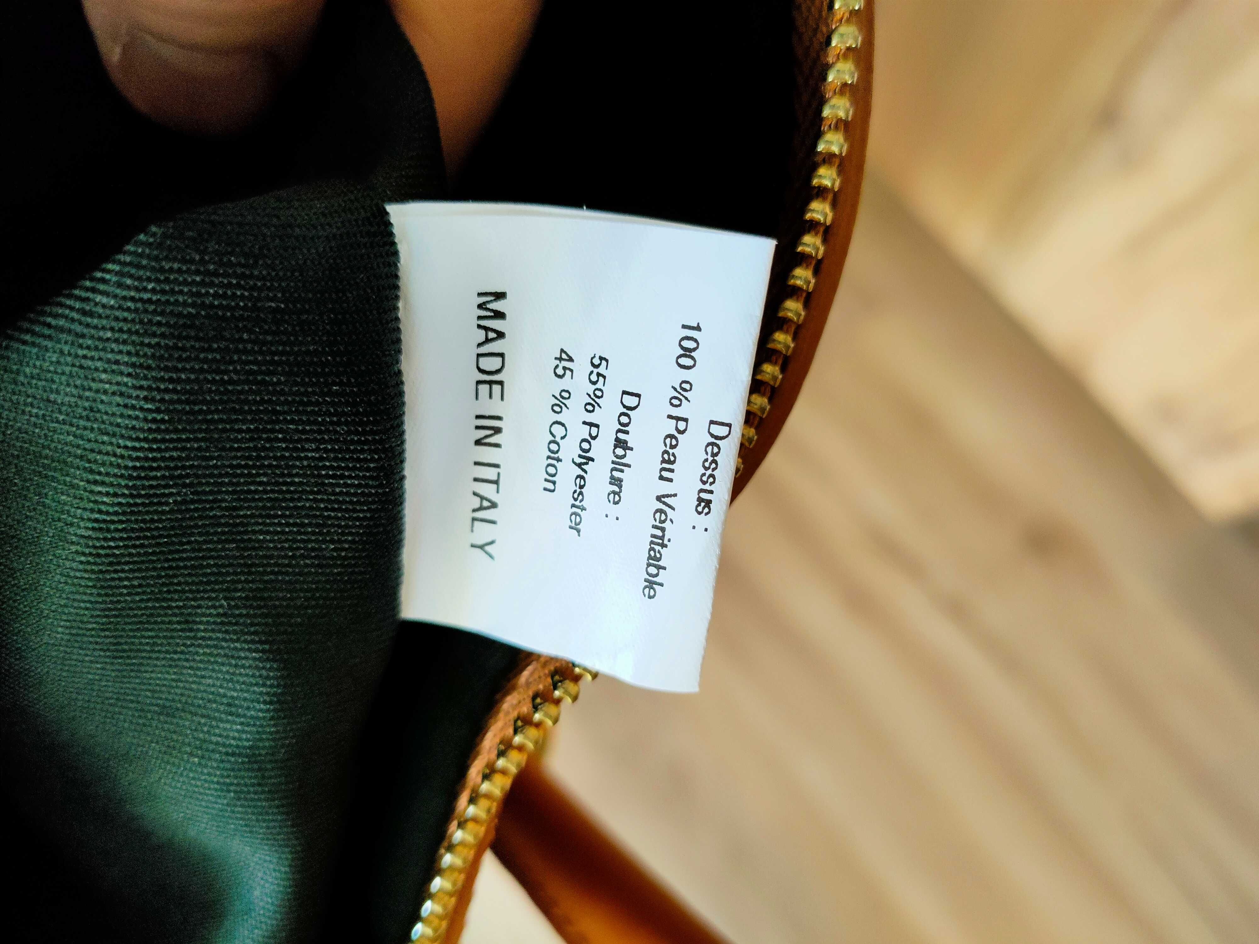 Mala Pierre Cardin em pele