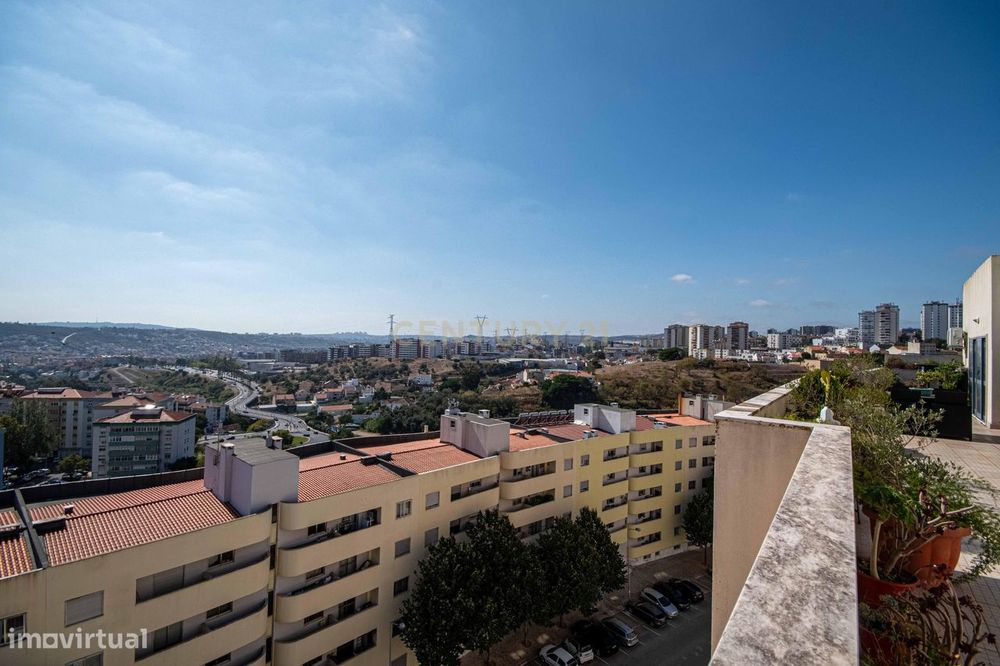 Apartamento T3 c/ fantástico terraço na Ribeirada, Odivelas