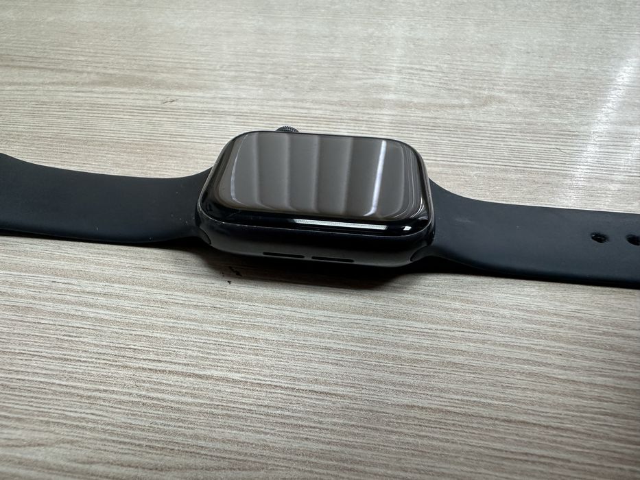 Apple Watch 6 SE