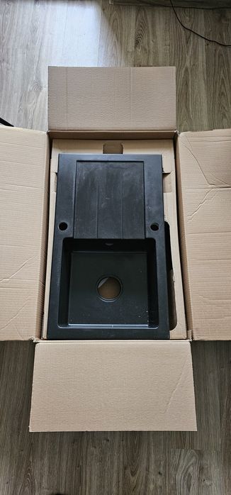 Nowy zlew granitowy 74 x 43cm wymiary na zdjęciach