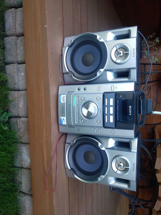 Wieża Sony Mini HI-FI