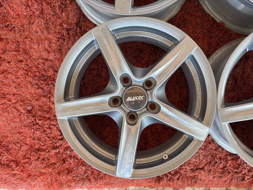 Renault Megan Scenik Zoe Trafic Opel Vivaro Nissan Juke R16 5x114,3