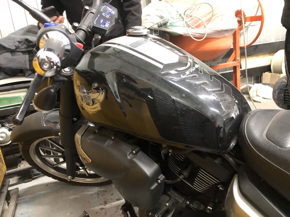 Мотоцикл чопер LIFAN V16S продам
