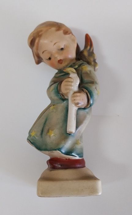 Lindíssima estatueta de anjo em porcelana Alemã Hummel Goebel