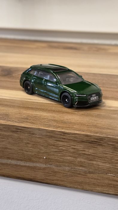 HotWheels Audi RS6 Avant Custom Wheelswap