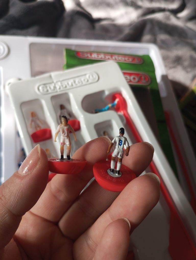 Игра настольная футбол Subbuteo +  сборная Англии +подарок