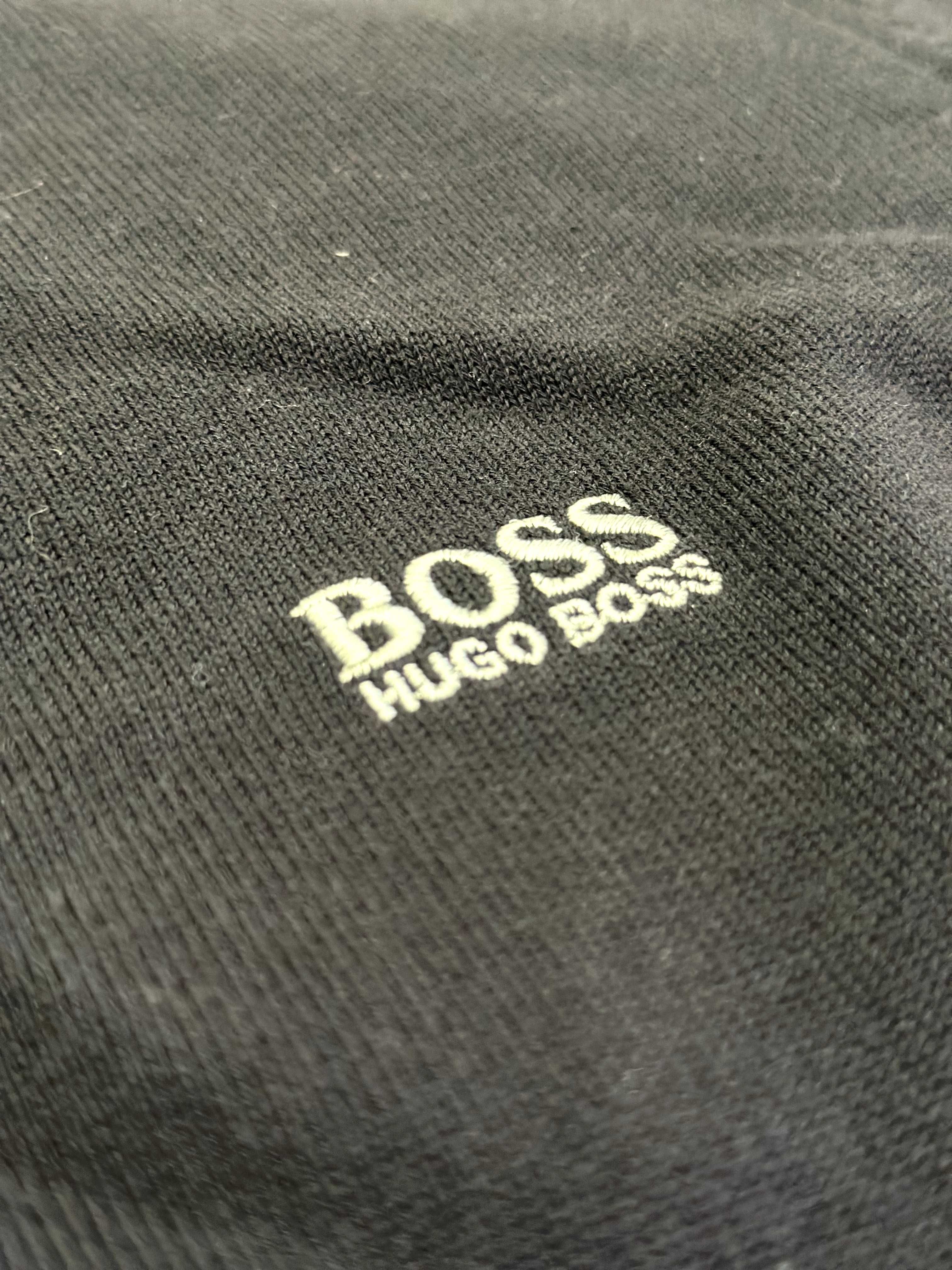 кофта hugo boss розмір M / L
