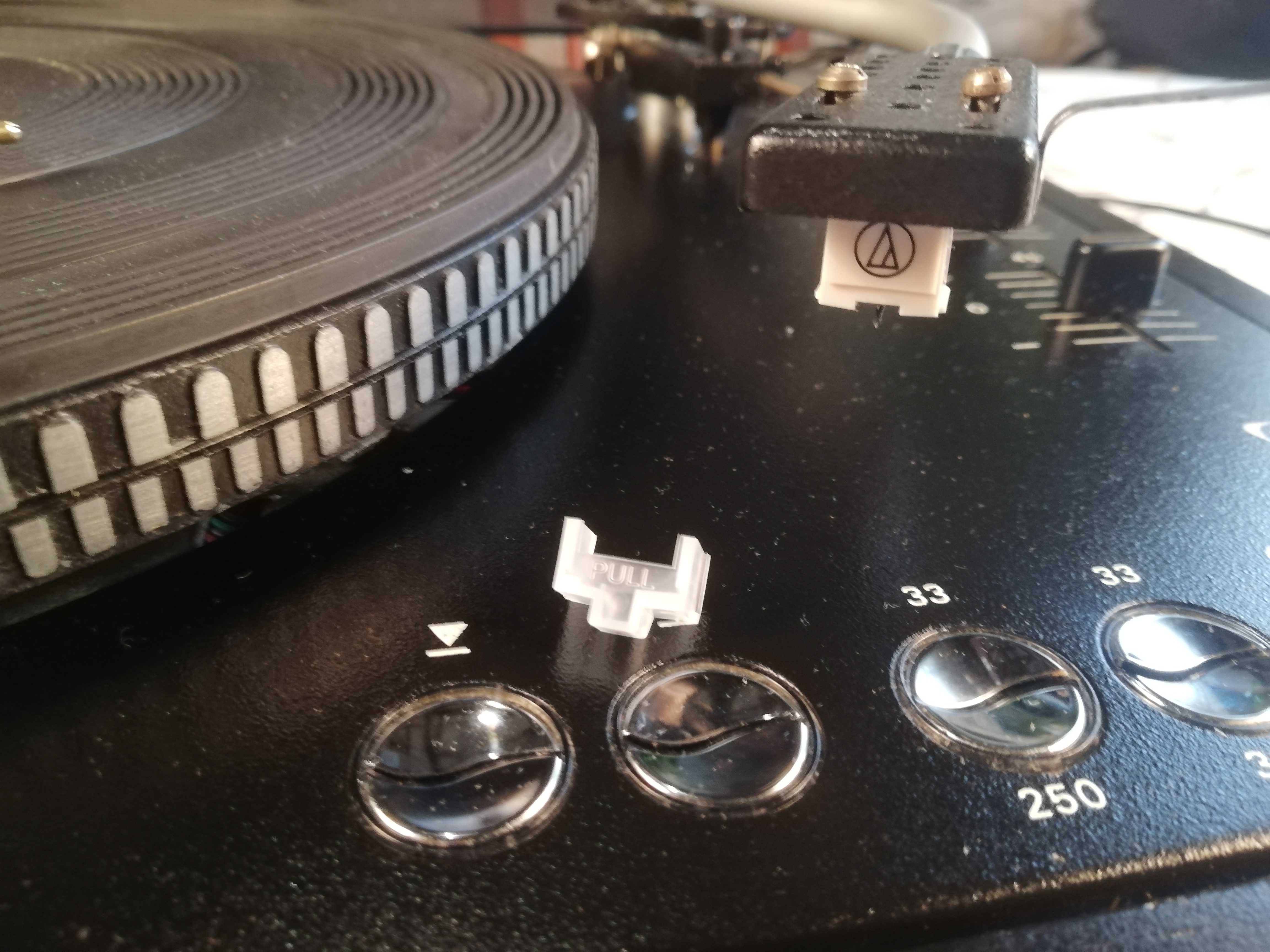Sprzedam Gramofon Daniel  G-1100fs Hi Fi  odtwarza Maxi single  unikat
