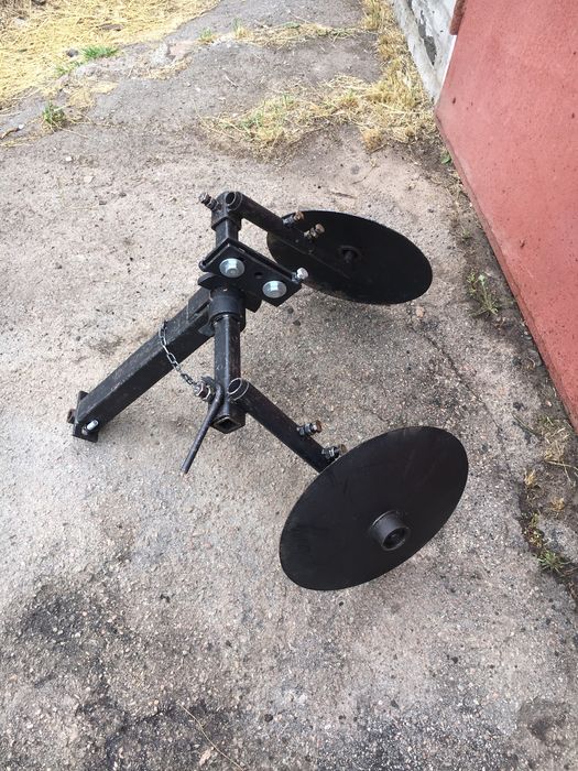 Дисковий підгортач під мотоблок.