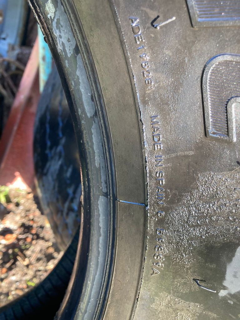 Sprzedam oponę Bridgestone