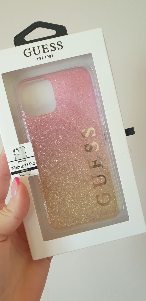 Case quess  iphone 11pro