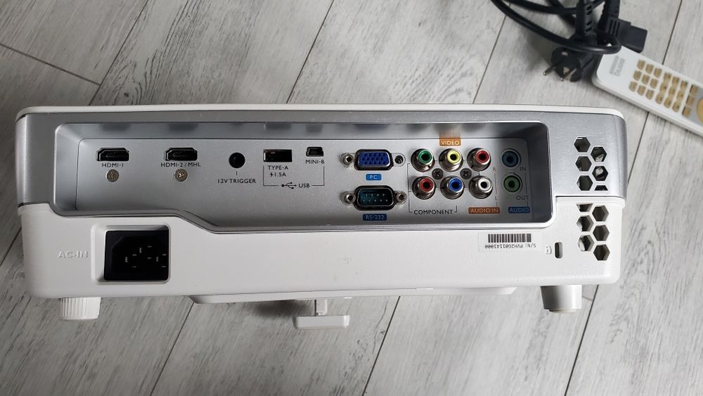 BENQ W 1070+.     Відсутня лампа.