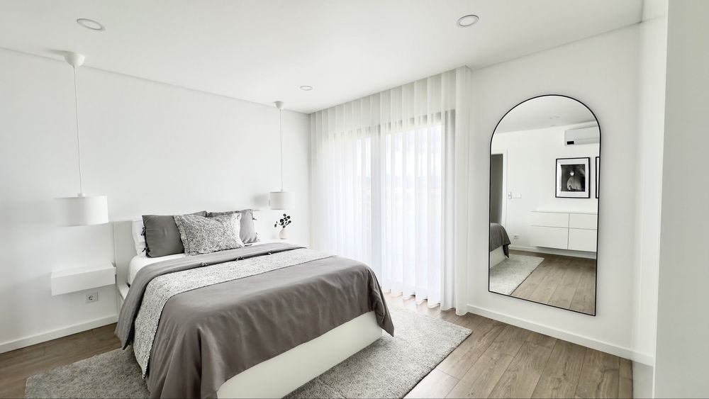 Cama casal 140x200 branca NOVA!