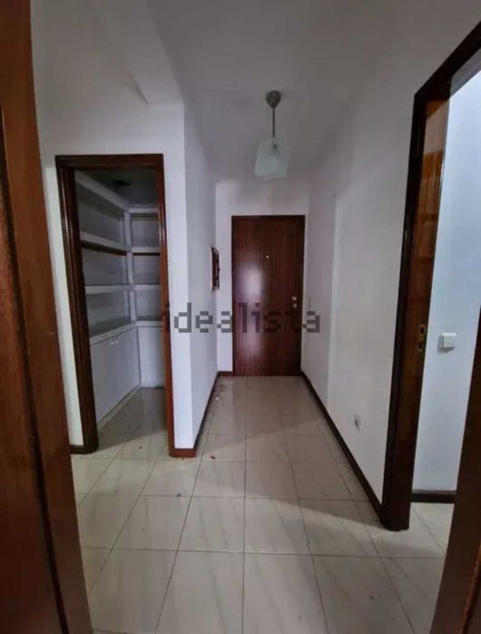 Alugo apartamento  t2  em S. Pedro da Cova