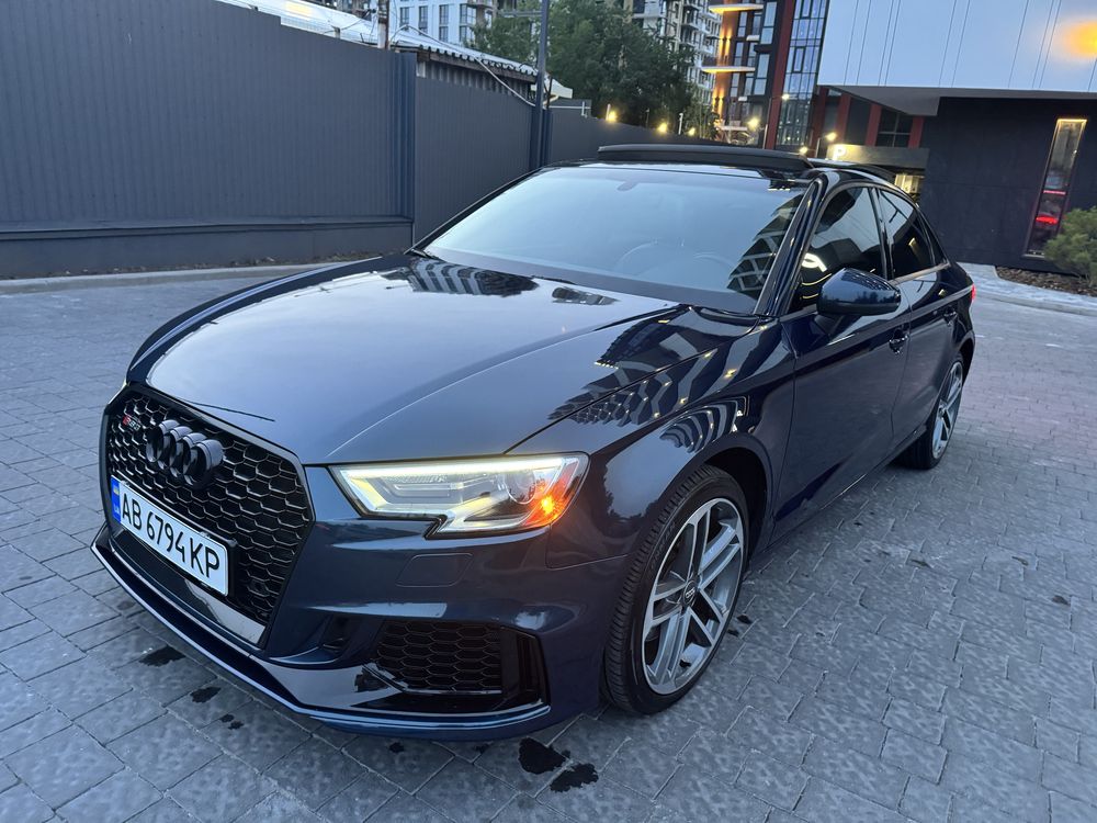 Терміново  AUDI A3 (RS3 пакет) Рестайлінг 2017 рік