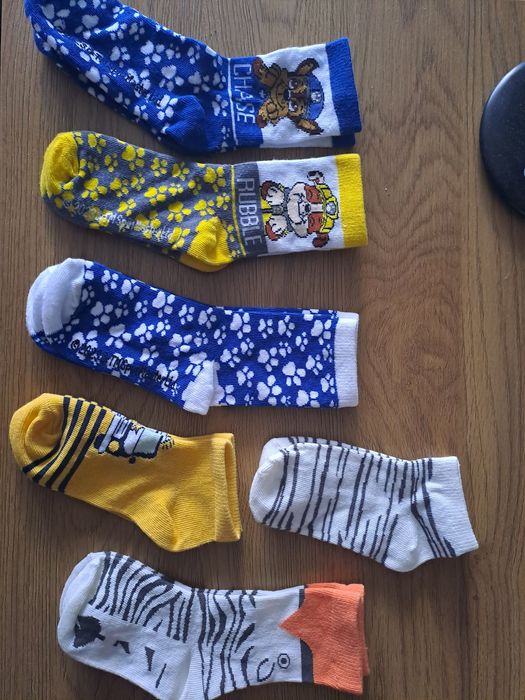 Nowe bez metki skarpetki Psi Patrol i inne 23-26, cena za zestaw.