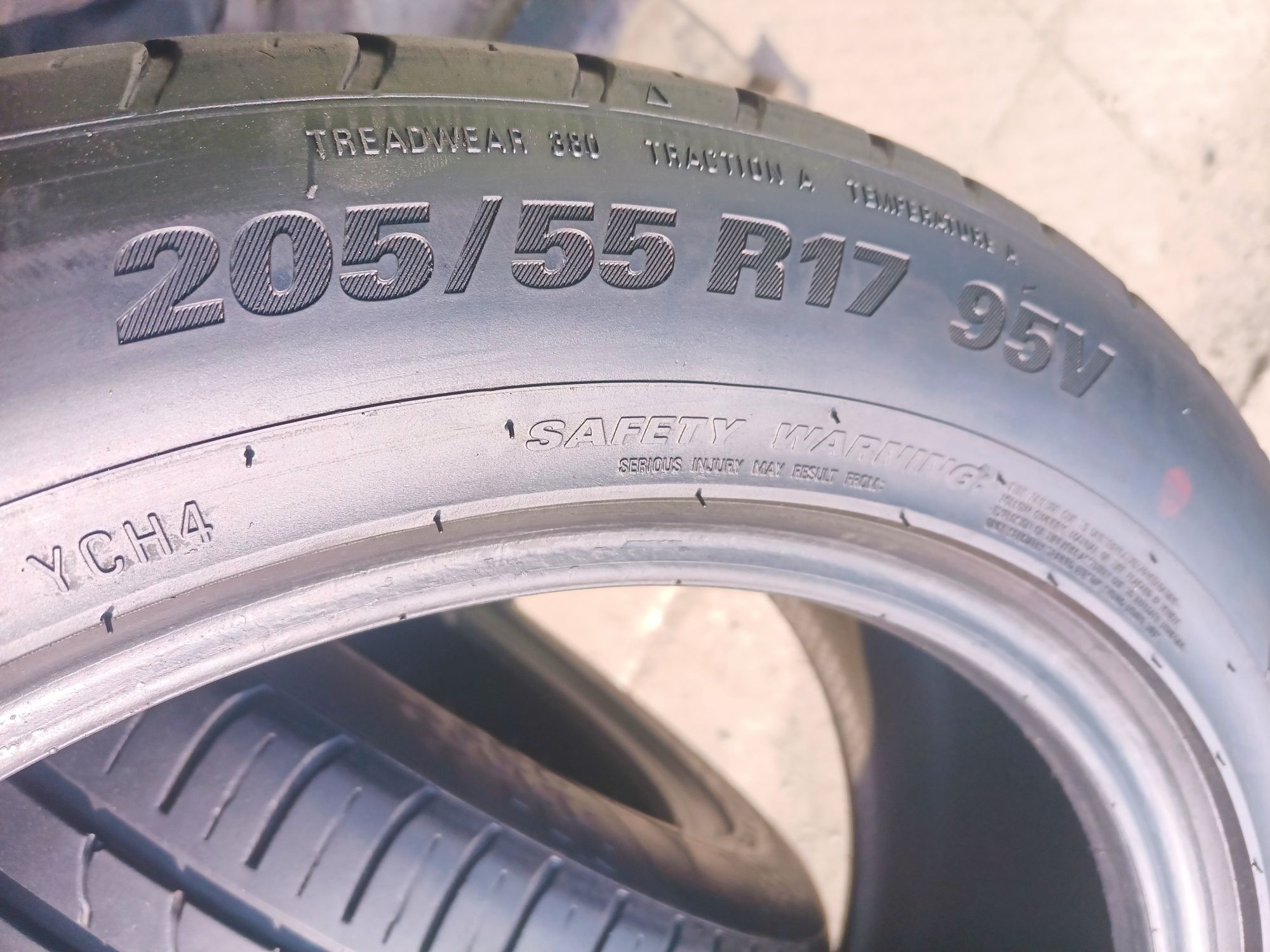 205/55/17 Kumho bieżniki ok 5.8mm
