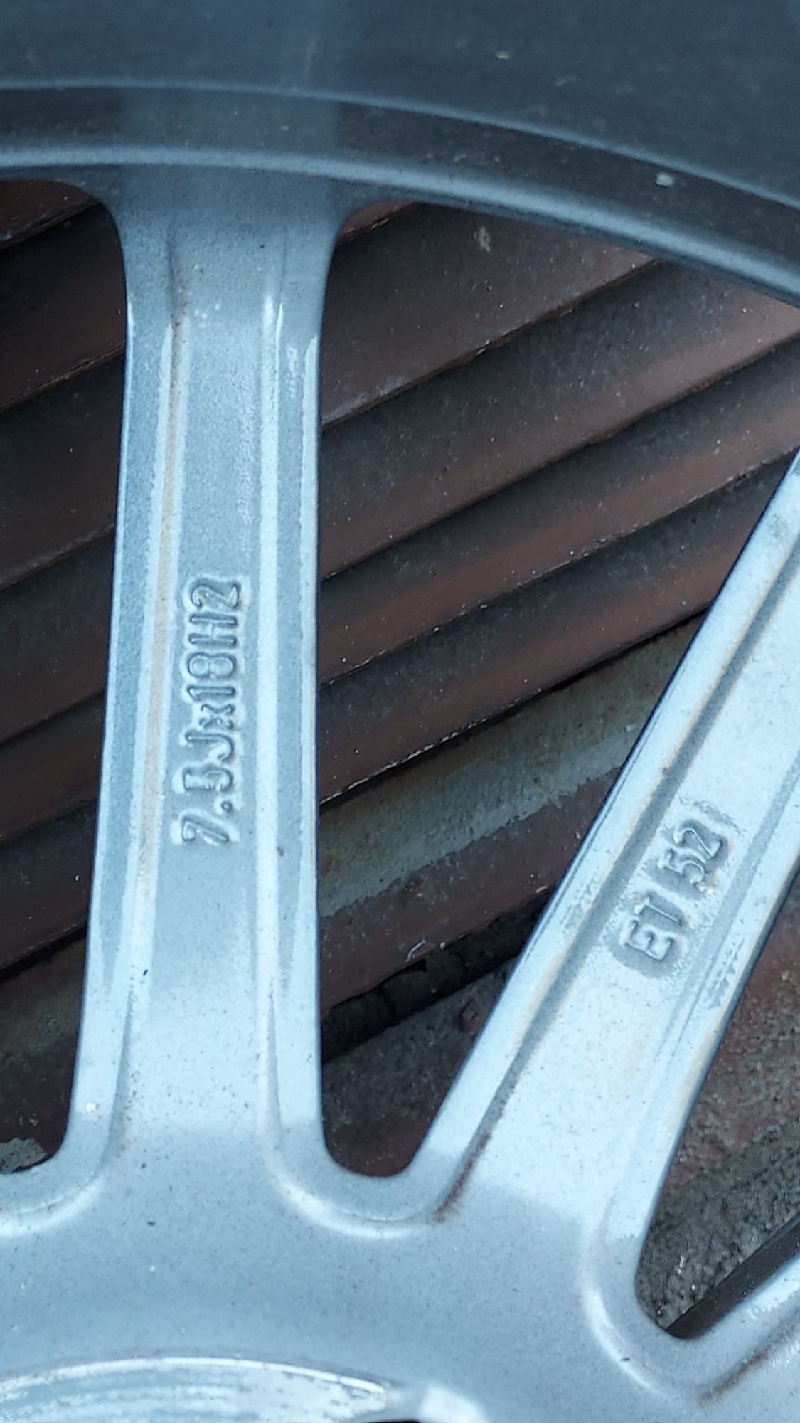 Oryginalne Koło Mercedes-Benz B-klasa AMG W176 225/40R18 Conti 8mm