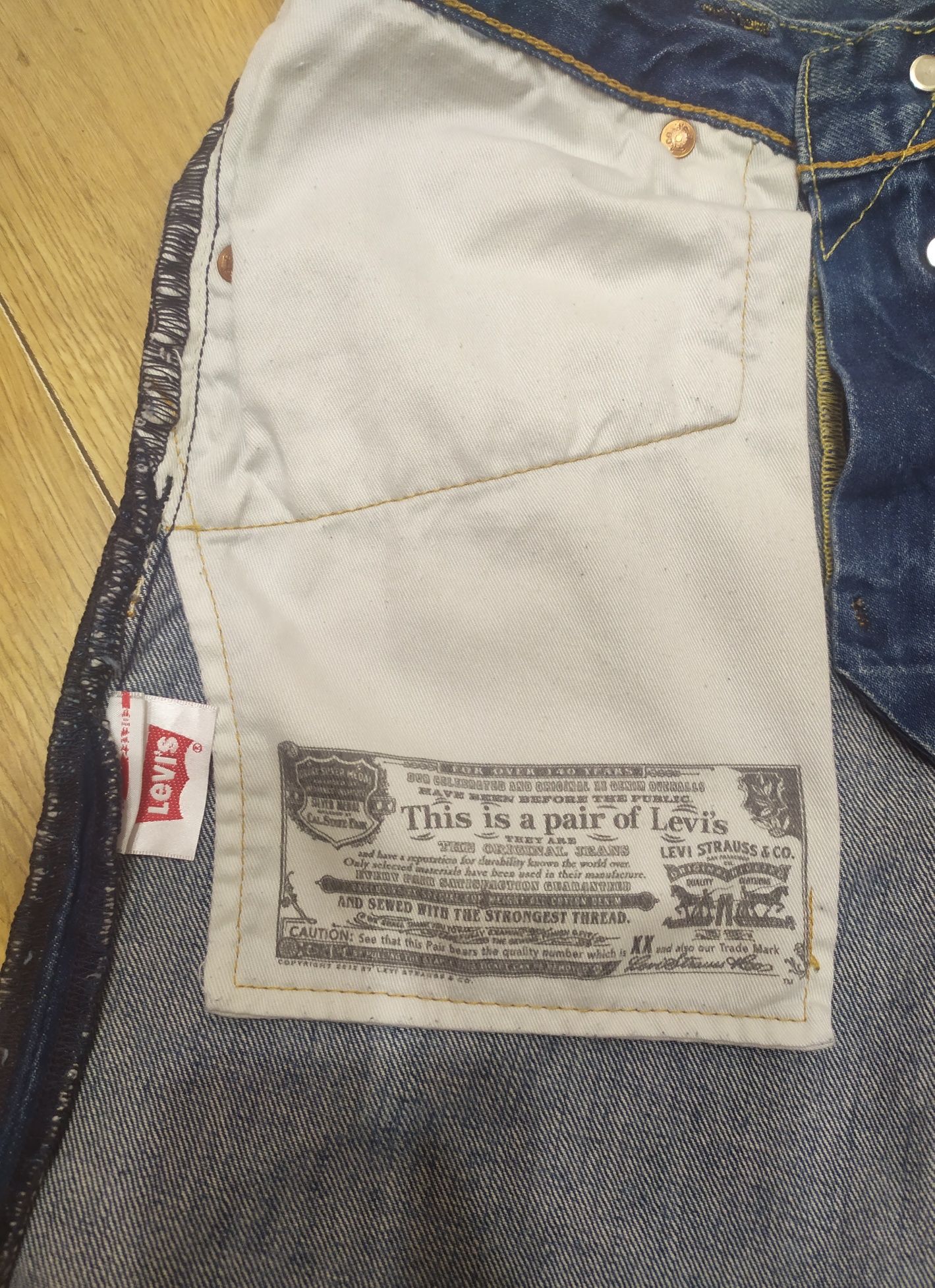 Levis Джинси ; шорти
