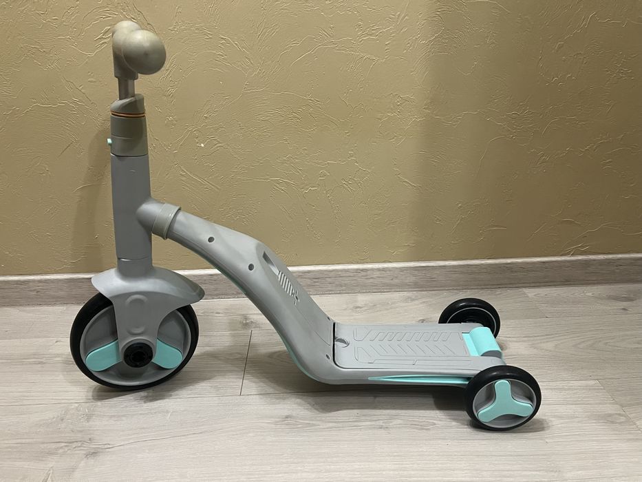 Самокат - біговел - велосипед 3в1