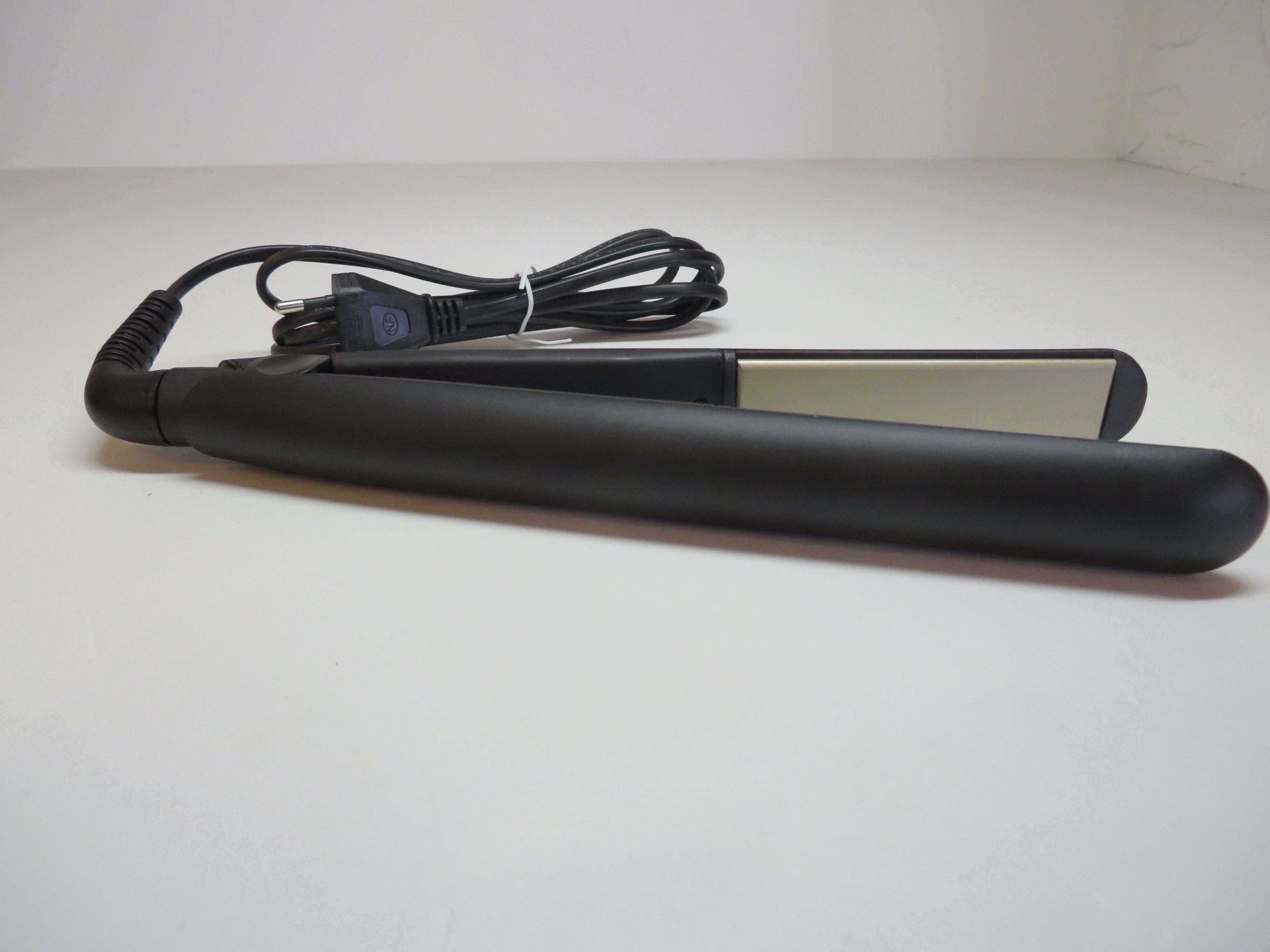 Prostownica do włosów Remington Ceramic Slim S1510