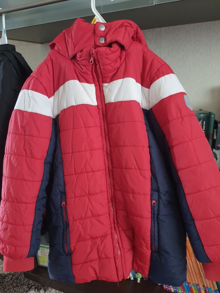 Курточка для мальчика 128 см, зима, Gloria jeans