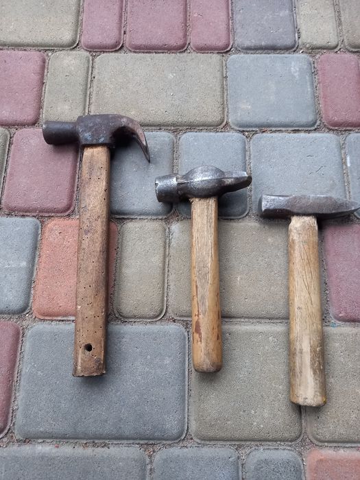 Кирки, и Разные молотки.