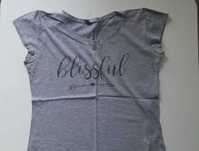Tshirt szary z napisem