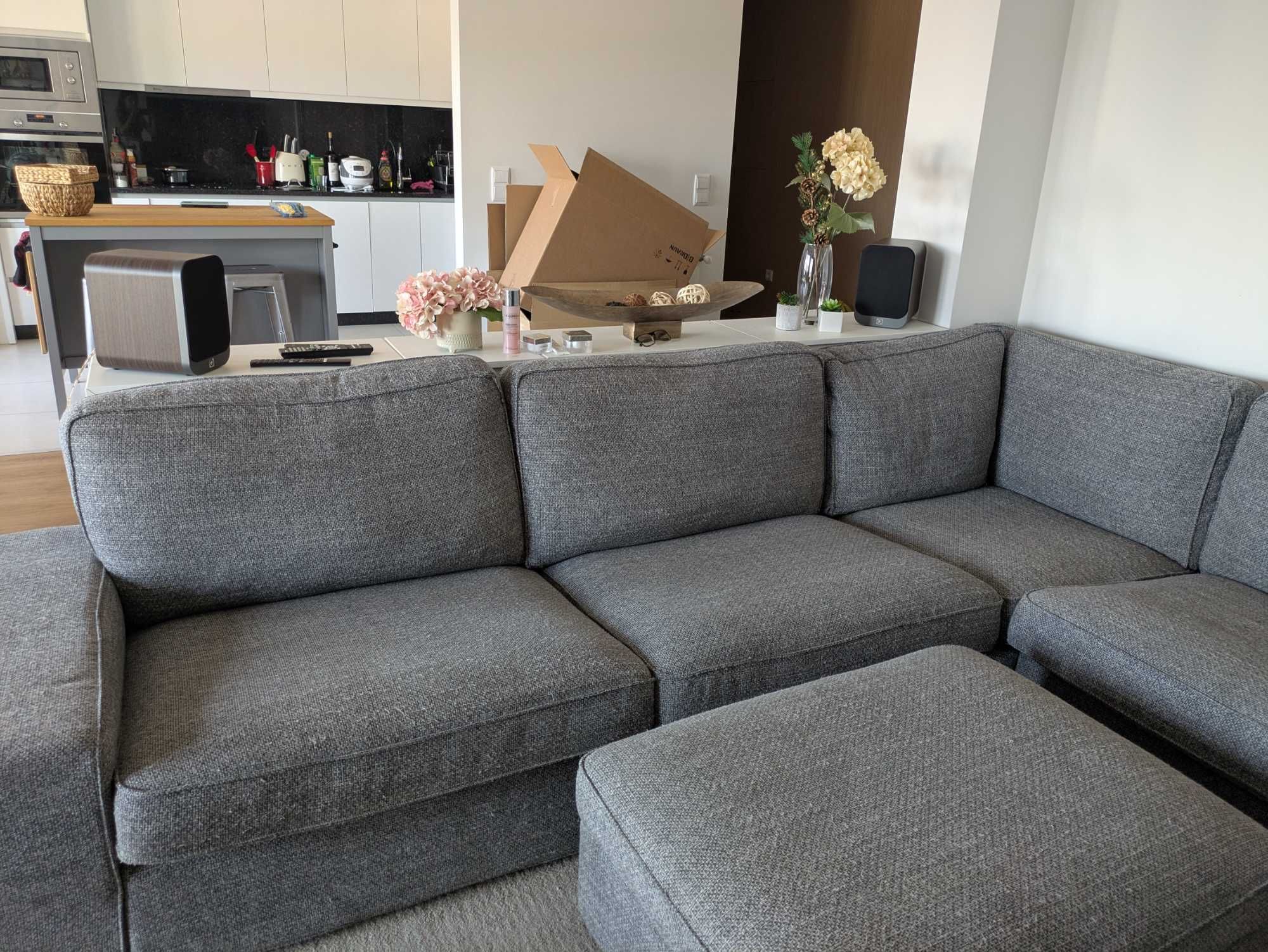 Vendo Sofá IKEA de canto modular com otomano