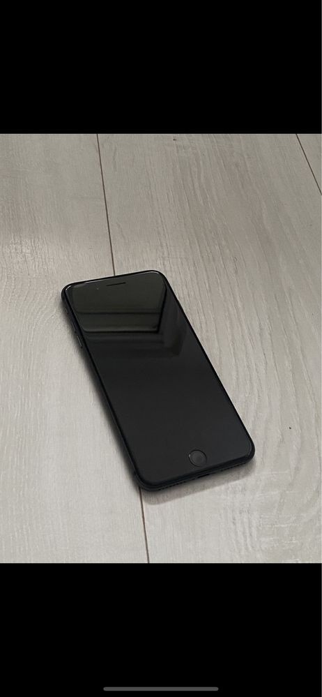 Iphone 8+/64 black