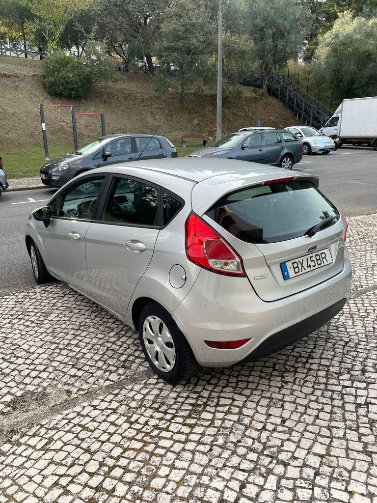 Ford fiesta 1.6 diesel ano 2014