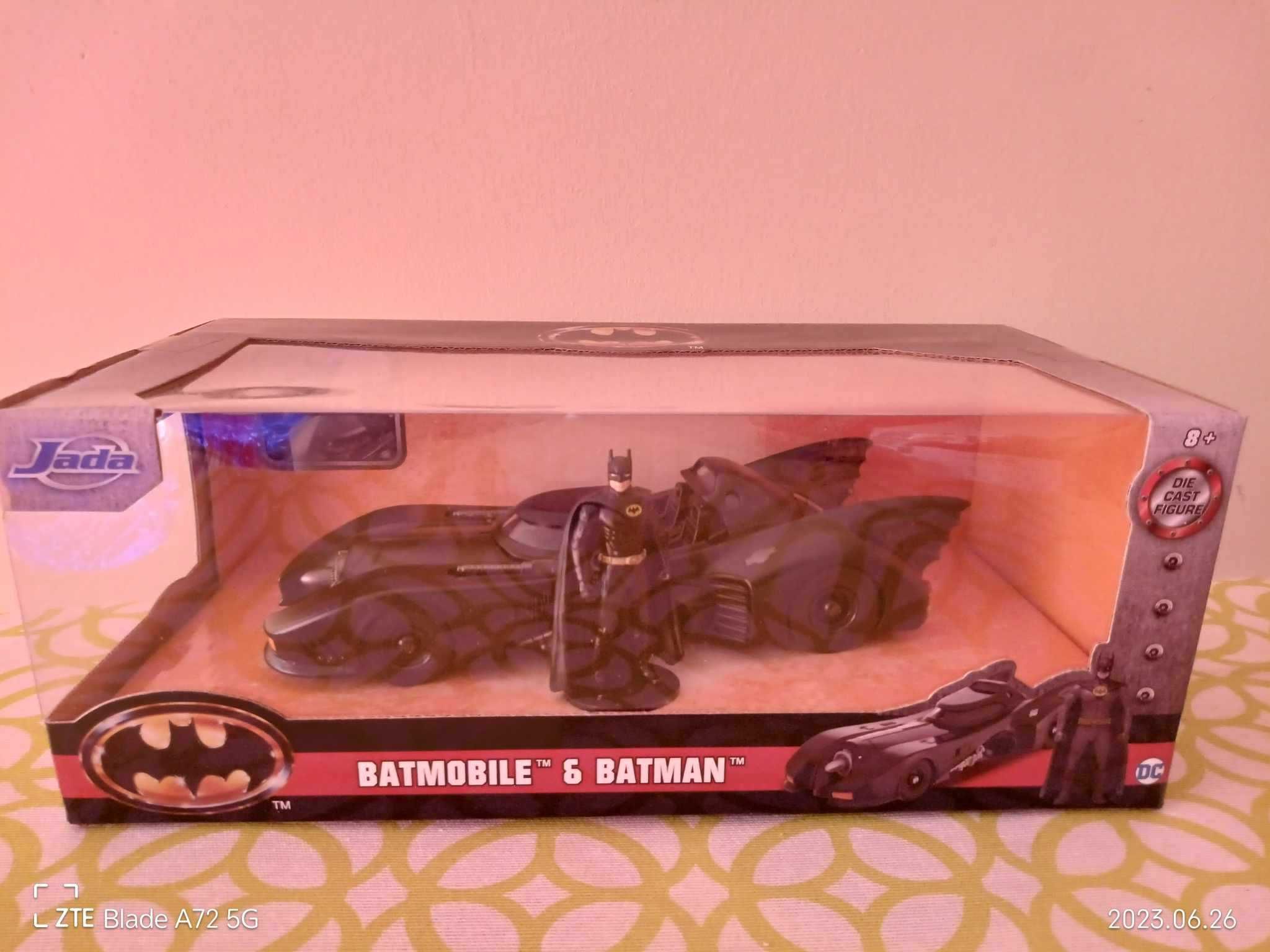 Batman Returns - Batmobile (JADA)