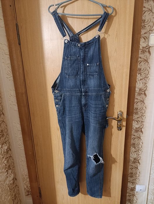 Женский джинсовый комбинезон