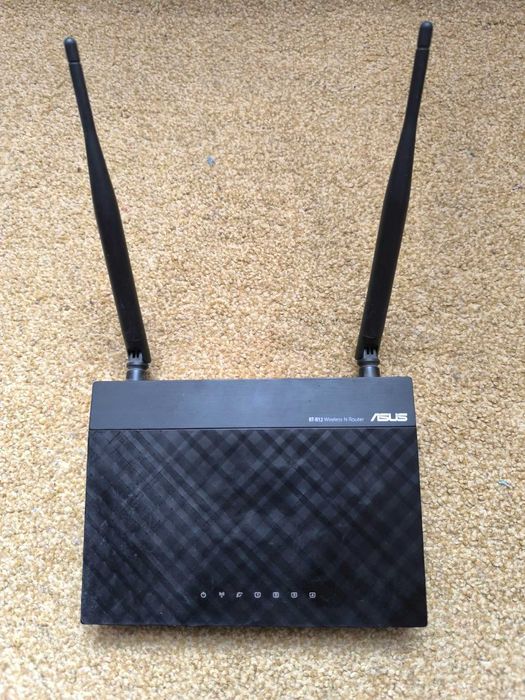 Роутер ASUS RT-N12