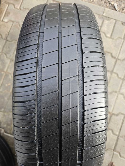 Lato Goodyear 195/55 R20 6.8mm