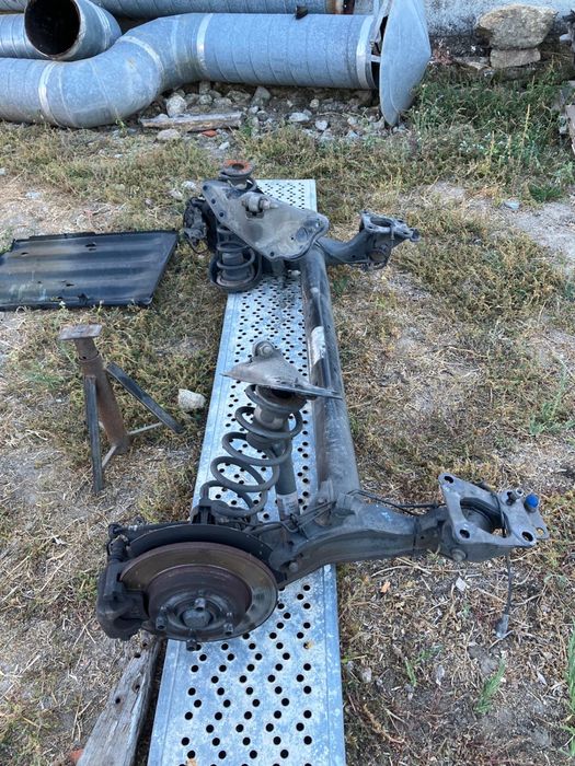 Peças Peugeot Partner 1.6 HDI - 2015